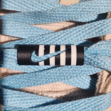 Load image into Gallery viewer, Albino &amp; Preto Dunk Dubrae - 4 Stripe Option
