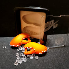 Load image into Gallery viewer, Orange Lobster Dubrae