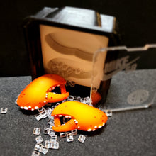 Load image into Gallery viewer, Orange Lobster Dubrae
